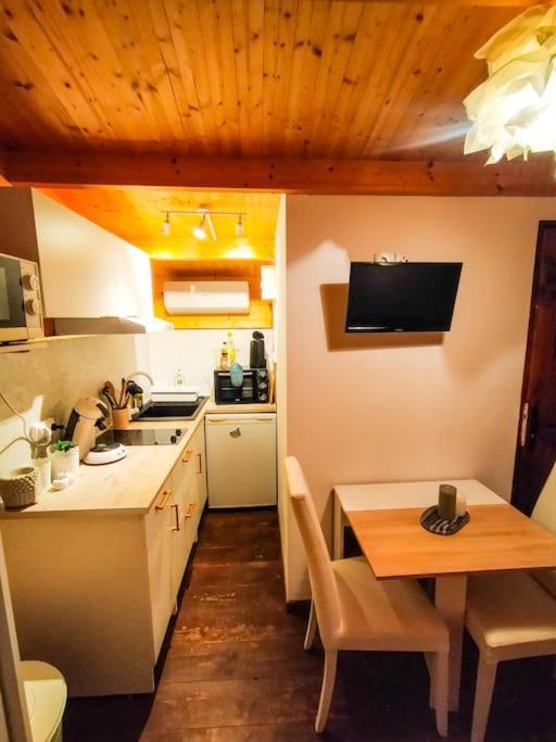 Le Chalet Sous L'Olivier Boulbon Buitenkant foto